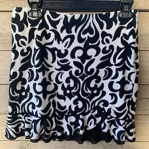 White House Black Market Mini Skirt Sz2